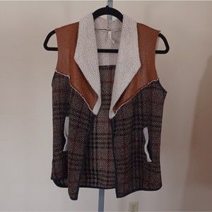 Kate Collection Brown Faux Leather Twead Sherling Sweater Vest Women US M USED